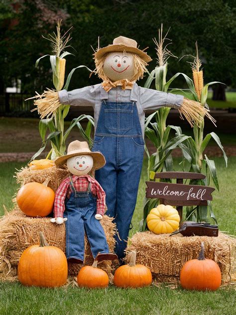 Rustic Fall Yard Art