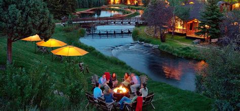 Rustic Inn Creekside Resort & Spa