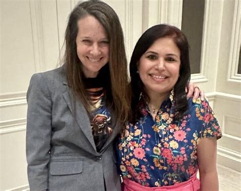 Ryan Clarke inspiring Girls Who Code