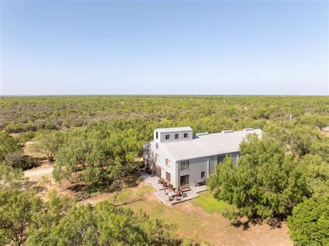 Serene Sabinal River Property For Sale: Your Dream Retreat Awaits!