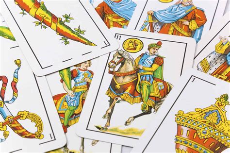 Baraja Española Con 50 Cartas, Plastificada (incluye 8 Y 9) MercadoLibre