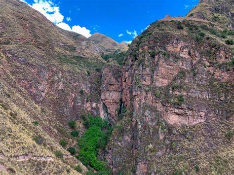 Sacred Valley Views from Perolniyoc