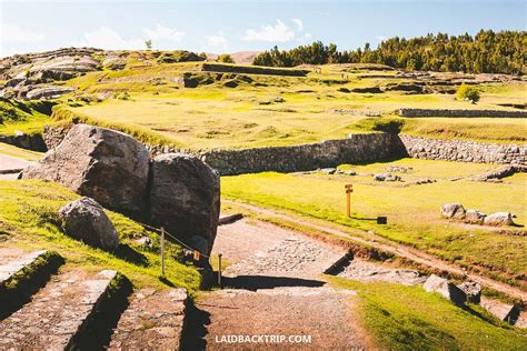 Sacsayhuaman tips