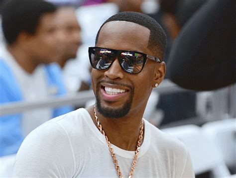 Safaree's Radiance Shines Through: The Story of His Skin-Depigmentation Journey