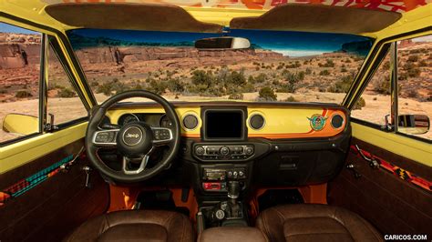 Safari Jeep Interior