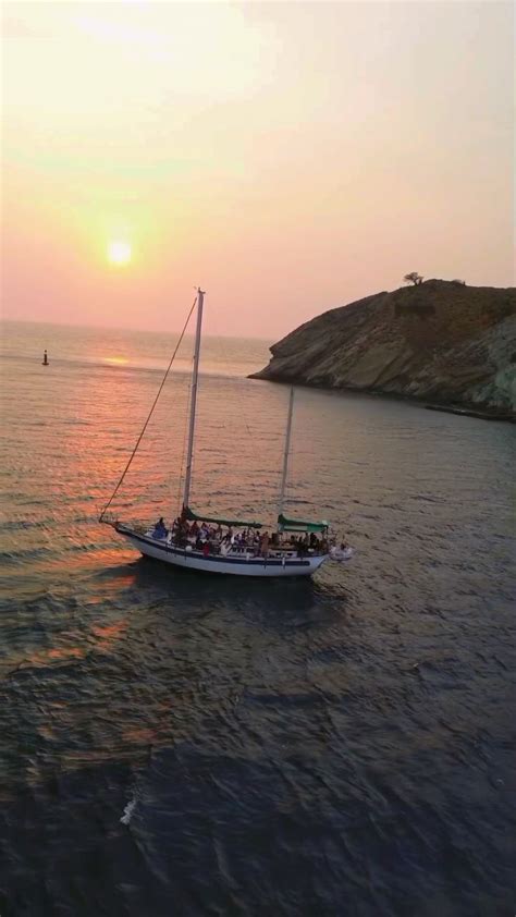Sailing from Santamarta