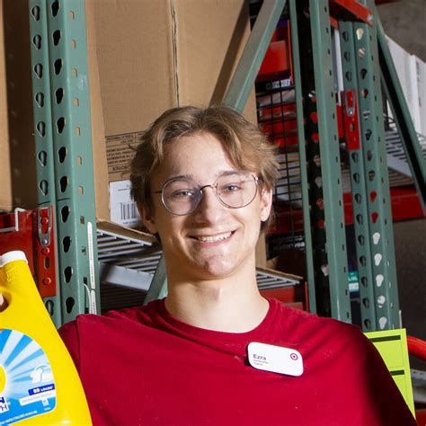 Sales Floor Team Member Target