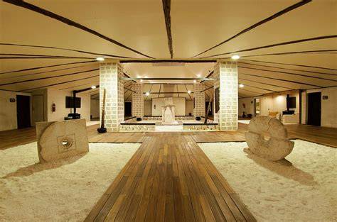 Salt Hotel