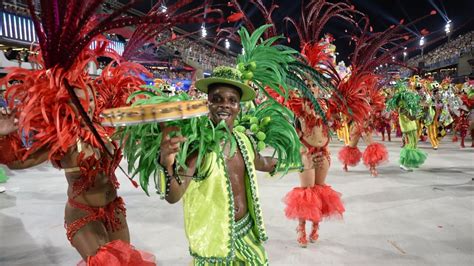 Samba dancers Rio
