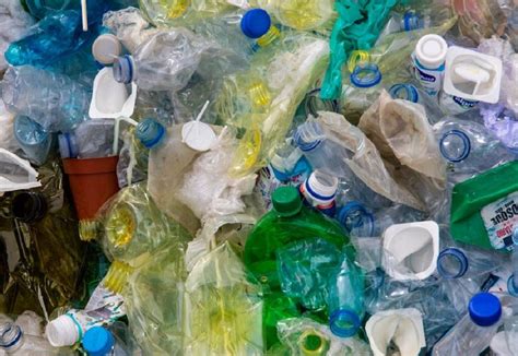 Sampah Plastik Tidak Dapat Dikurangi Dengan Cara