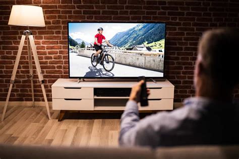 Samsung Q70R Smart Features Review