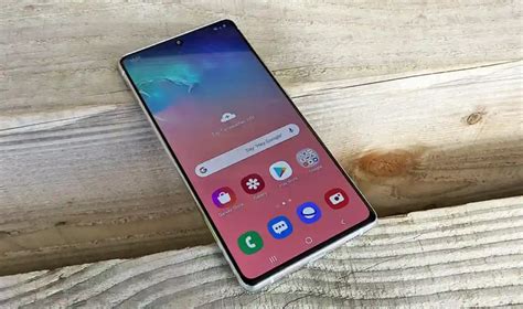 Samsung S10 Lite Desain Elegan