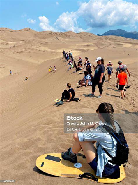 Sandboarding Dunes