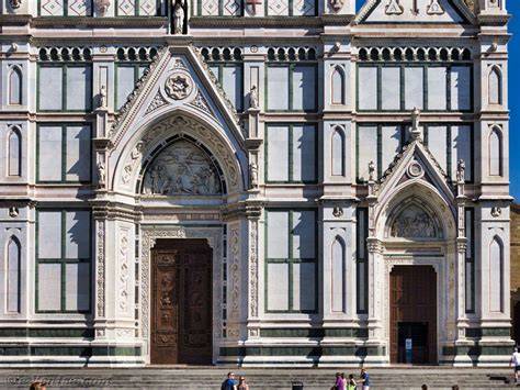 Santa Croce Exterior