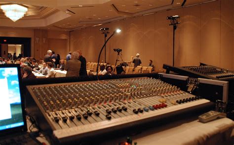 Transform Your Audio-Visual Experience with Santa Rosa's Bespoke AV Solutions!