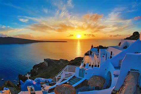 Santorini Sunset Tour Tips