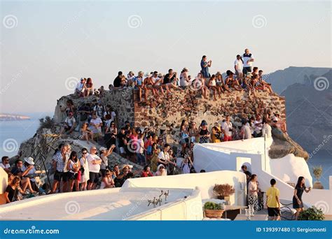 Santorini crowded beach