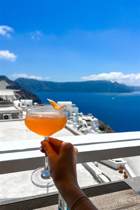 Santorini drinks