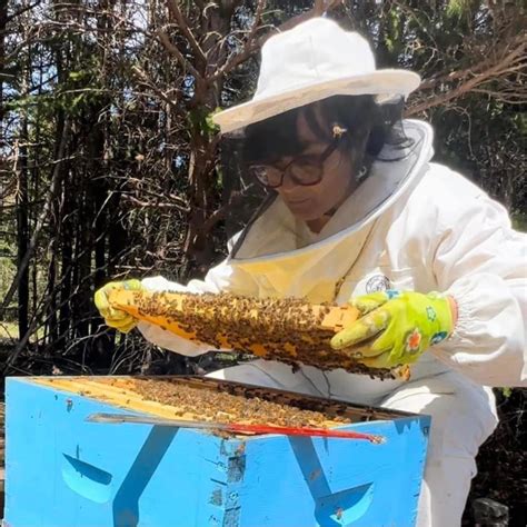 Sarah Rodriguez: Empowering Women in Beekeeping