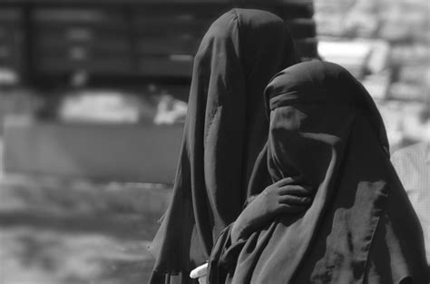 Saudi Burqa Images
