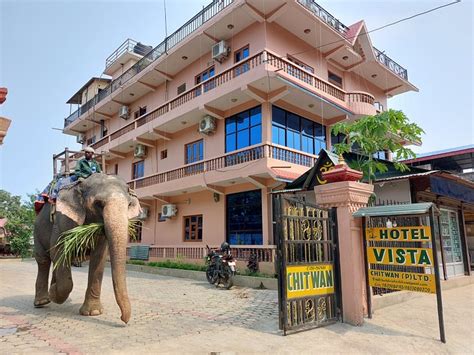 Sauraha Chitwan Hotels