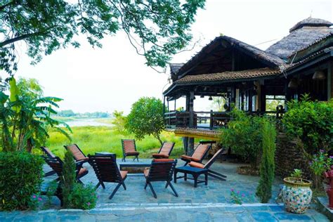 Sauraha lodge