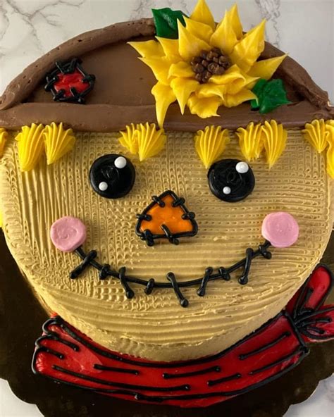 Scarecrow Cake