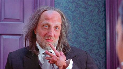 Scary Movie 2 Hand