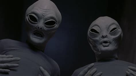 Scary Movie 3 Aliens