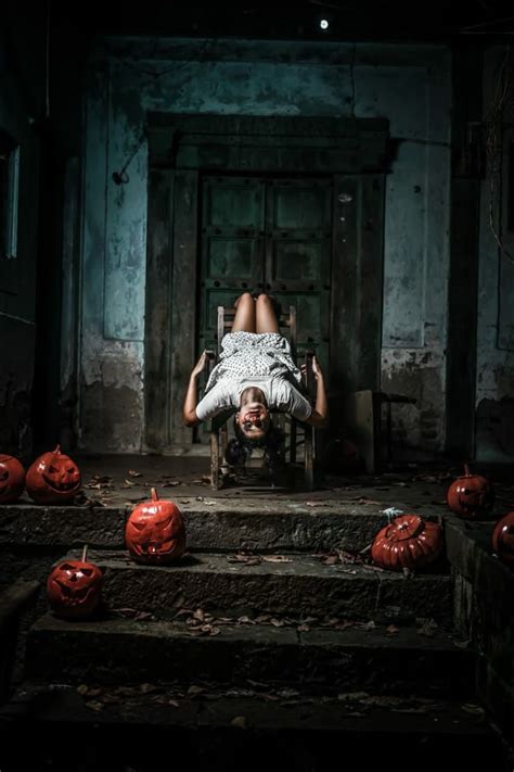 Scary Photoshoot Ideas