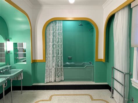 Scary Theatrical Tour