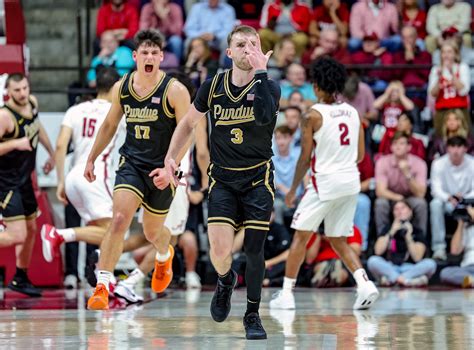 The Ultimate Showdown: Unmasking the Score of the Purdue Game!
