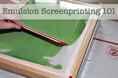 Vinyl vs. Emulsion Screen Printing: Which is Better?