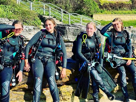 Scuba Diving Gearing Up