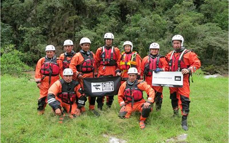 Search And Rescue Team