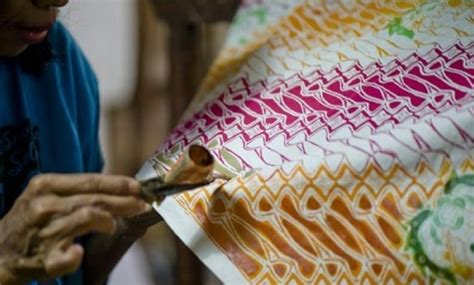 Sebutkan 5 Cara Penerapan Ragam Hias Pada Bahan Tekstil