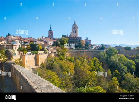 Segovia Day Trip: Madrid to Segovia Tour Review & Guide