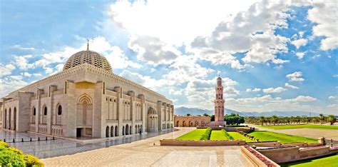 Selecting Muscat Tour