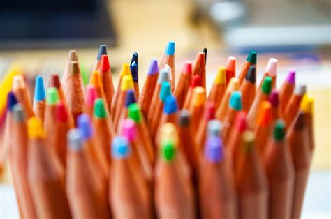Selecting Quality Colored Pencils