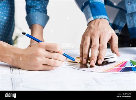 Selecting Size and Color Palette