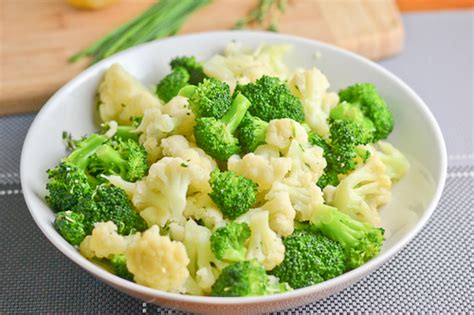 Selecting the Perfect Broccoli and Cauliflower