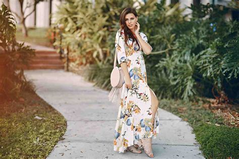 Selecting the Perfect Maxi Dress