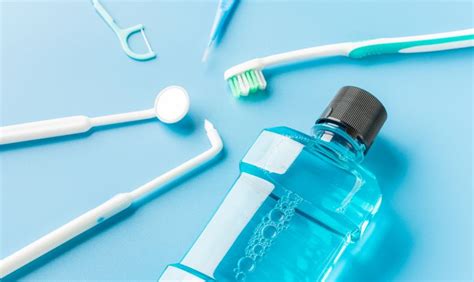 Selecting the Right Toothpaste and Mouthwash