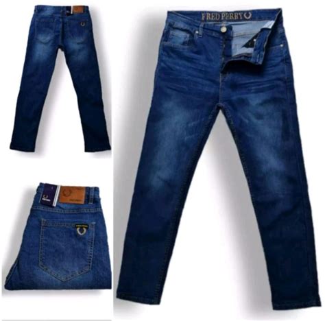Seluar Jeans Dr Martens Terkini Untuk Gaya Kasual Anda (Translation: Latest Seluar Jeans Dr Martens for Your Casual Style)