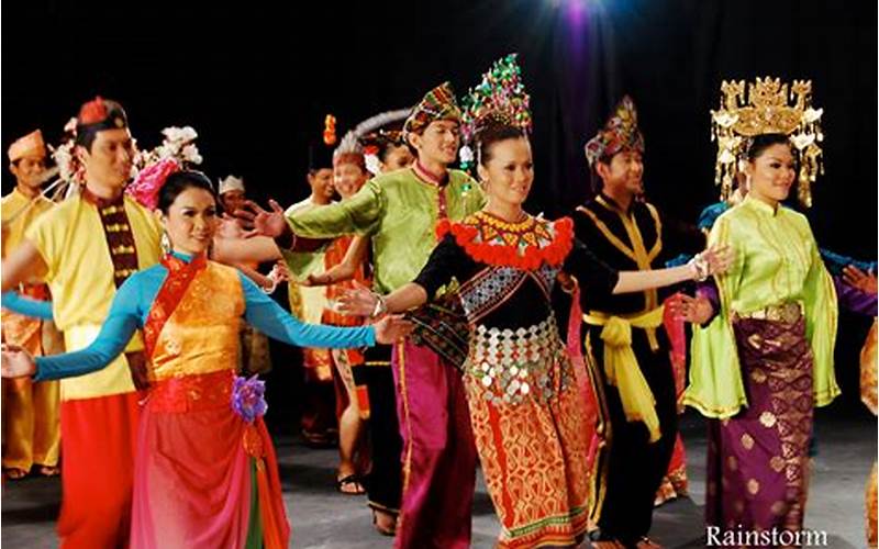 Seni Dan Budaya Tradisional