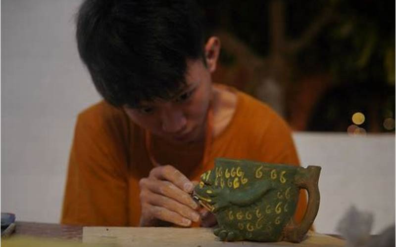 Seniman Keramik