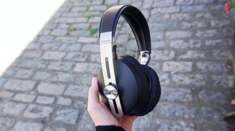 Sennheiser Momentum 3 setup