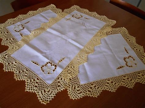 set centri camera da letto lino bianco e uncinetto | Set camera da