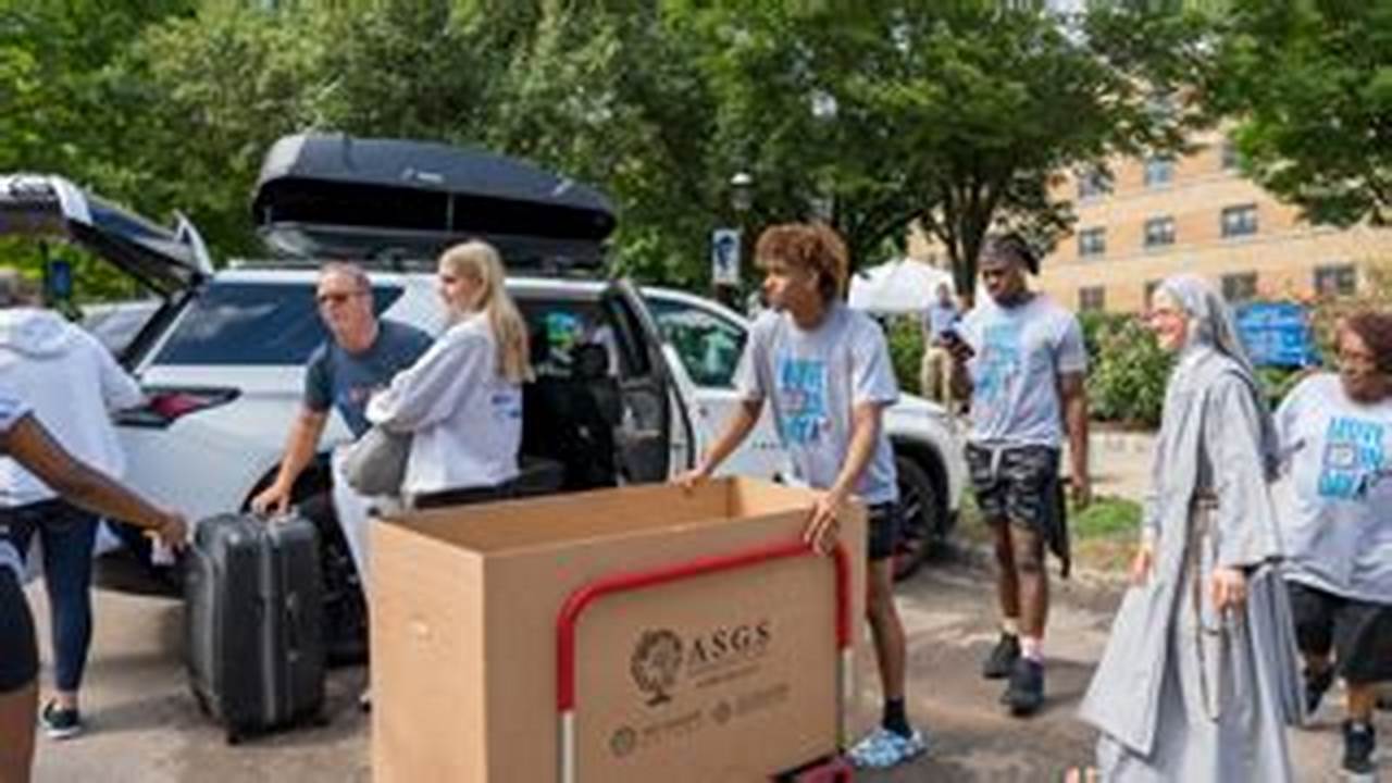 Seton Hall Move In Day Fall 2025