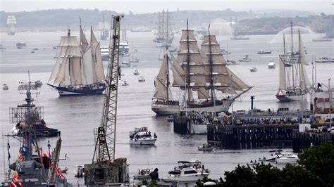 Setting Sail Boston Harbor
